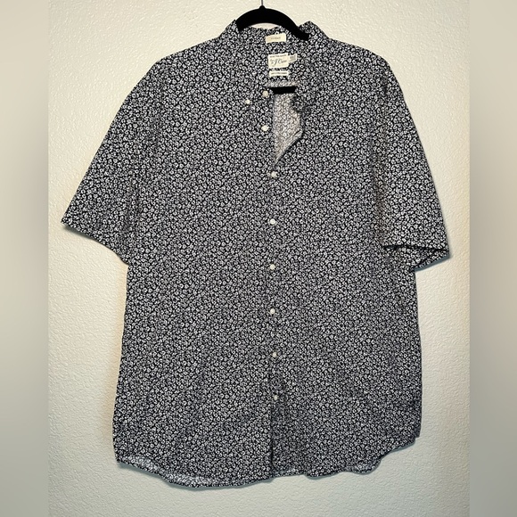 J Crew Floral Navy Button Up Casual Short Sleeve XXLT - Picture 1 of 5